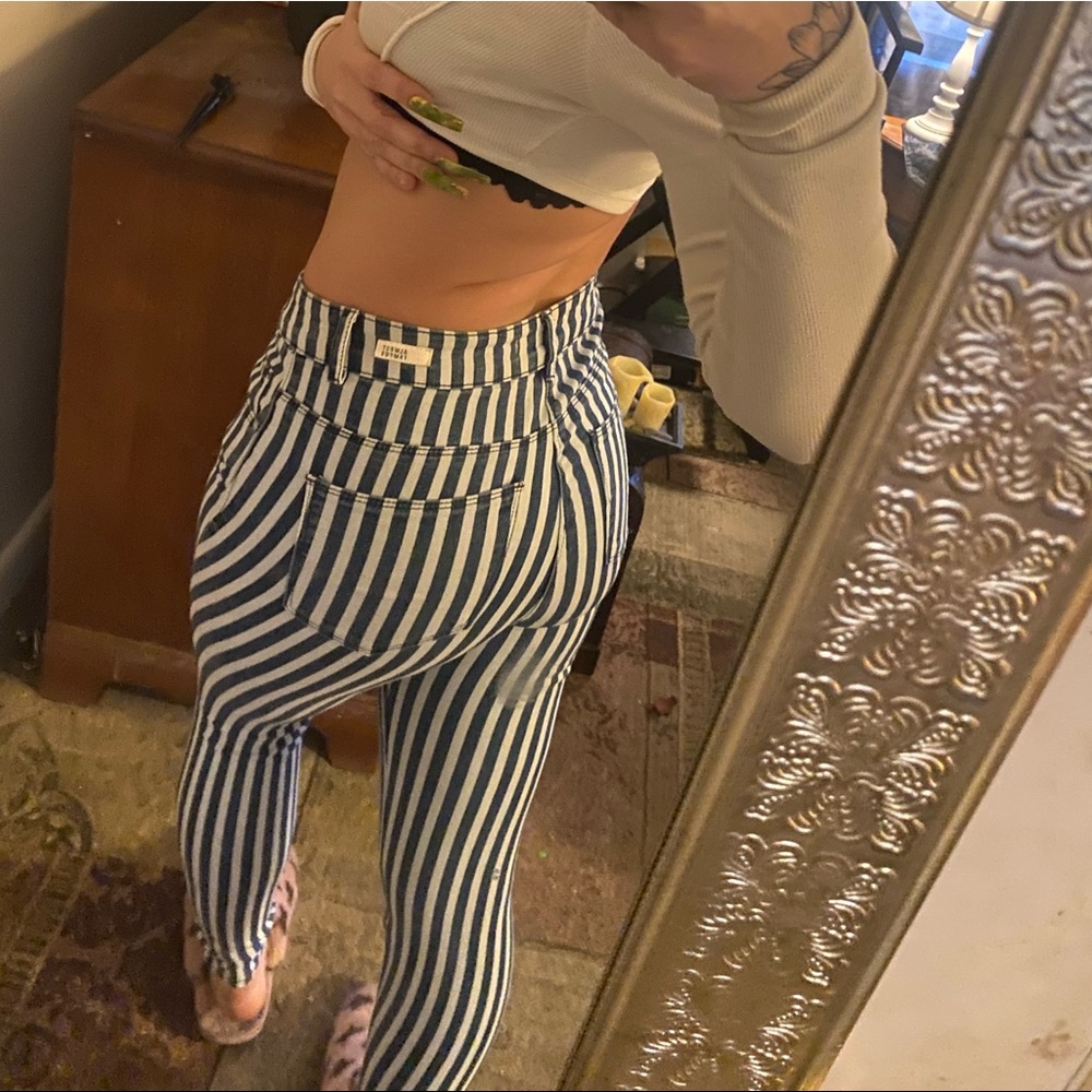 High waist striped jeans